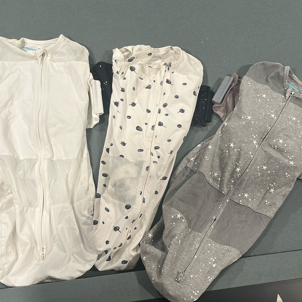 SNOO swaddles and sheets